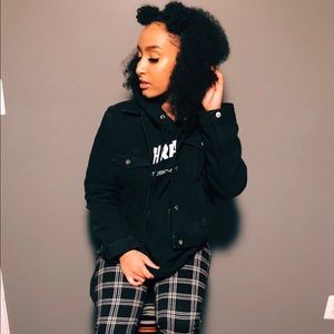 Meet your Posher, Camille